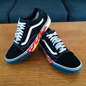 Vans Old Skool Flame Wall black and white Men’s Size 9.5